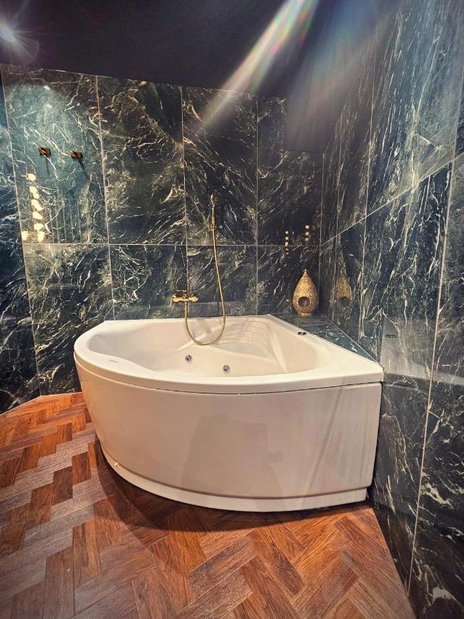Booza 69 Luxury Rooms Сплит Екстериор снимка